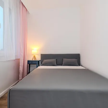 Old Town Blue - Dobra Danzig